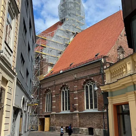Perfect Location Old Town *